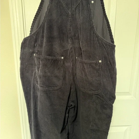 Old Navy Women’s Navy Blue Corduroy Overalls EUC Size 14P - Picture 8 of 12